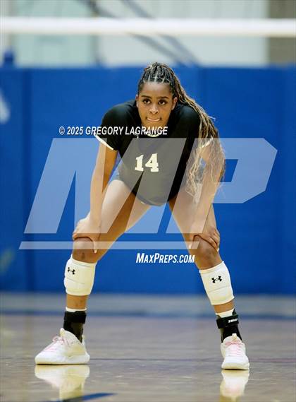 Thumbnail 2 in Lake Ridge vs Byron Nelson (UIL 6A Volleyball Bi-district playoff Div 1) photogallery.