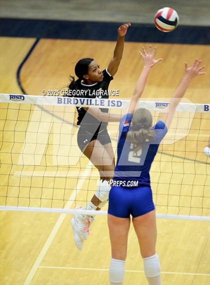 Thumbnail 1 in Lake Ridge vs Byron Nelson (UIL 6A D1 Volleyball Bi-district) photogallery.