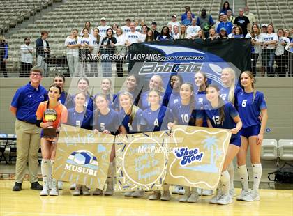 Thumbnail 3 in Lake Ridge vs Byron Nelson (UIL 6A Volleyball Bi-district playoff Div 1) photogallery.