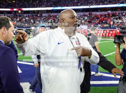 Thumbnail 1 in Duncanville @ North Shore (UIL 6A D1 Football Final Medal Ceremony) photogallery.