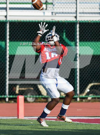 Thumbnail 1 in Paul Robeson All-Star Classic (East vs. West) photogallery.