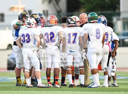Thumbnail 1 in Paul Robeson All-Star Classic (East vs. West) photogallery.