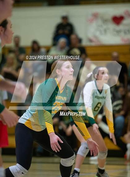 Thumbnail 3 in Royal @ Moorpark photogallery.