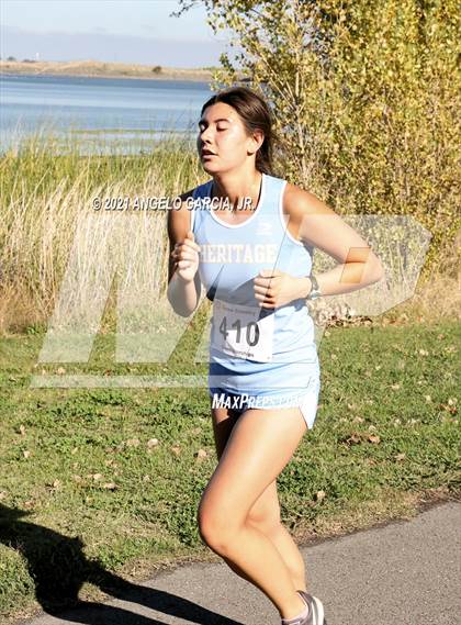 Thumbnail 2 in Bay Valley Athletic League Girls Cross Country Championship photogallery.