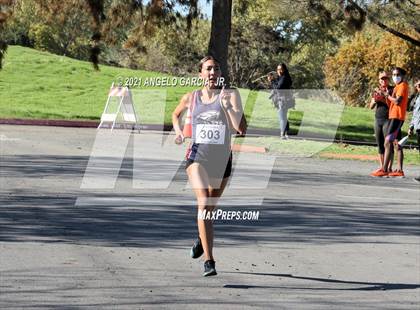 Thumbnail 2 in Bay Valley Athletic League Girls Cross Country Championship photogallery.