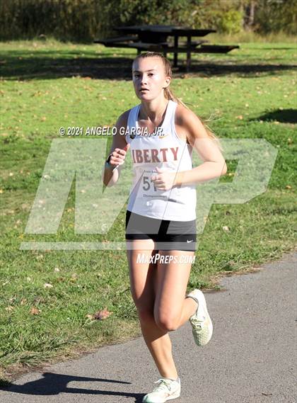 Thumbnail 1 in Bay Valley Athletic League Girls Cross Country Championship photogallery.