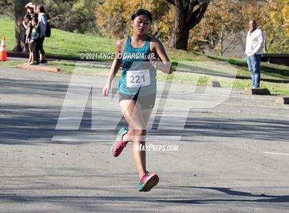 Thumbnail 1 in Bay Valley Athletic League Girls Cross Country Championship photogallery.