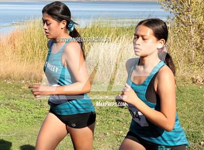 Thumbnail 3 in Bay Valley Athletic League Girls Cross Country Championship photogallery.