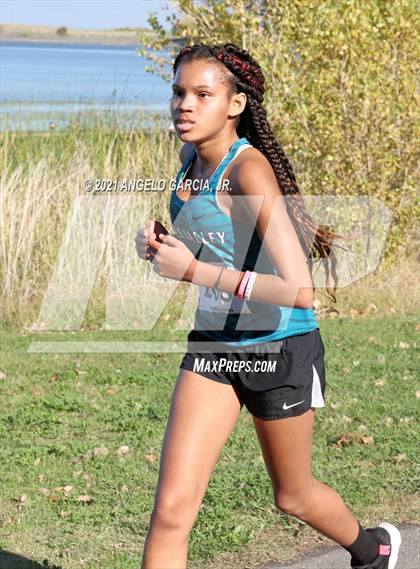 Thumbnail 2 in Bay Valley Athletic League Girls Cross Country Championship photogallery.