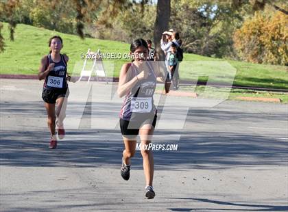 Thumbnail 1 in Bay Valley Athletic League Girls Cross Country Championship photogallery.