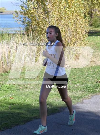 Thumbnail 3 in Bay Valley Athletic League Girls Cross Country Championship photogallery.