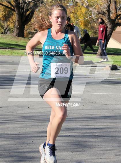 Thumbnail 2 in Bay Valley Athletic League Girls Cross Country Championship photogallery.