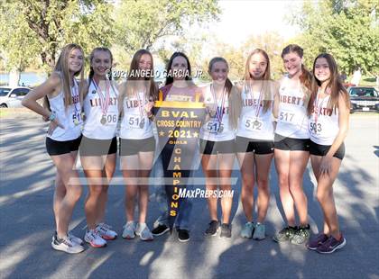 Thumbnail 1 in Bay Valley Athletic League Girls Cross Country Championship photogallery.