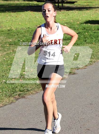 Thumbnail 2 in Bay Valley Athletic League Girls Cross Country Championship photogallery.