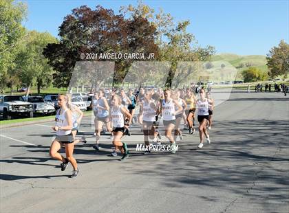 Thumbnail 2 in Bay Valley Athletic League Girls Cross Country Championship photogallery.