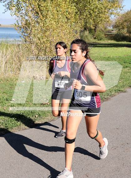 Thumbnail 2 in Bay Valley Athletic League Girls Cross Country Championship photogallery.