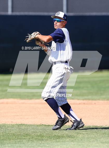Thumbnail 1 in Golden Valley @ Saugus photogallery.