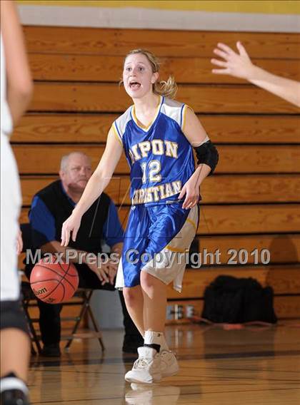 Thumbnail 2 in Ripon Christian vs. Wilton Christian (CIF SJS D5 Playoffs) photogallery.