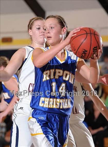 Thumbnail 2 in Ripon Christian vs. Wilton Christian (CIF SJS D5 Playoffs) photogallery.
