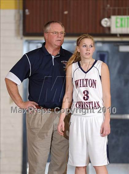 Thumbnail 2 in Ripon Christian vs. Wilton Christian (CIF SJS D5 Playoffs) photogallery.