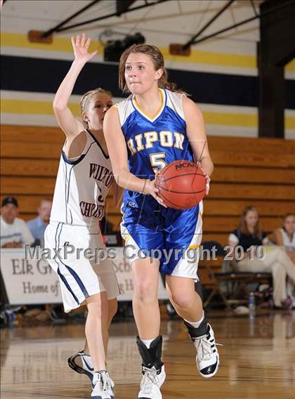 Thumbnail 3 in Ripon Christian vs. Wilton Christian (CIF SJS D5 Playoffs) photogallery.
