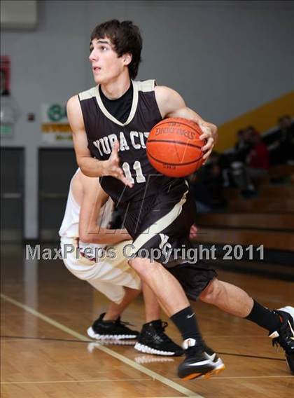 Thumbnail 3 in West Valley vs. Yuba City (Hornet Classic Tournament) photogallery.