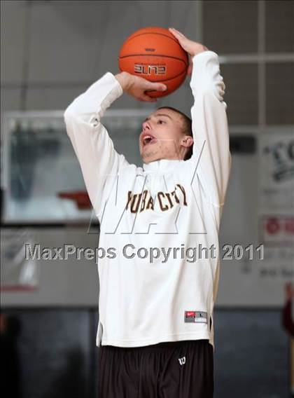 Thumbnail 1 in West Valley vs. Yuba City (Hornet Classic Tournament) photogallery.