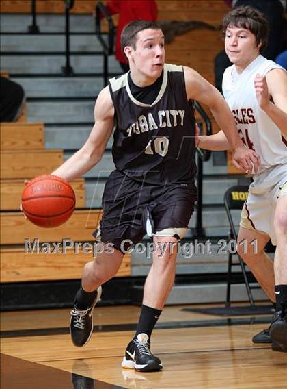 Thumbnail 2 in West Valley vs. Yuba City (Hornet Classic Tournament) photogallery.