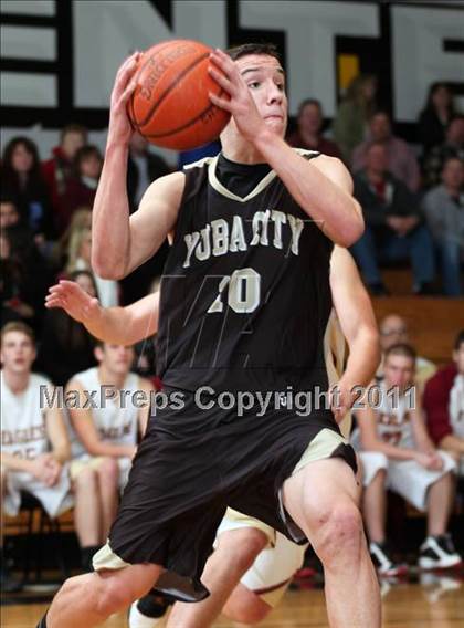 Thumbnail 3 in West Valley vs. Yuba City (Hornet Classic Tournament) photogallery.