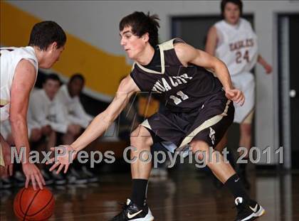 Thumbnail 1 in West Valley vs. Yuba City (Hornet Classic Tournament) photogallery.