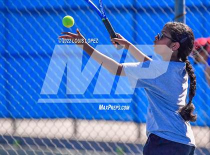 Thumbnail 2 in Charter Oak @ Diamond Ranch photogallery.
