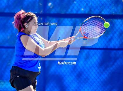 Thumbnail 2 in Charter Oak @ Diamond Ranch photogallery.