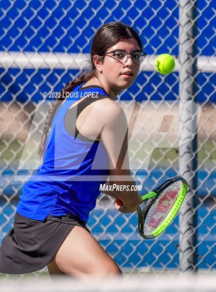 Thumbnail 2 in Charter Oak @ Diamond Ranch photogallery.