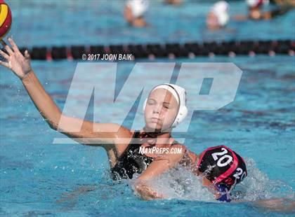 Thumbnail 3 in Saint Francis vs. Davis (NorCal Invitational) photogallery.