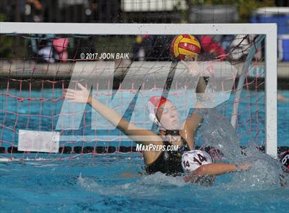 Thumbnail 3 in Saint Francis vs. Davis (NorCal Invitational) photogallery.