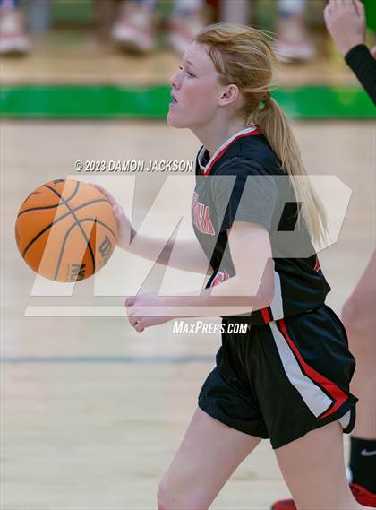 Thumbnail 3 in Lincoln County vs Virgin Valley (2A 3A Challenge @ VVHS) photogallery.