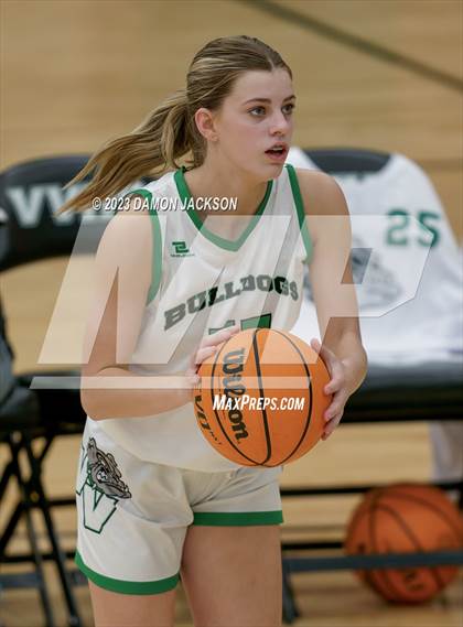 Thumbnail 3 in Lincoln County vs Virgin Valley (2A 3A Challenge @ VVHS) photogallery.
