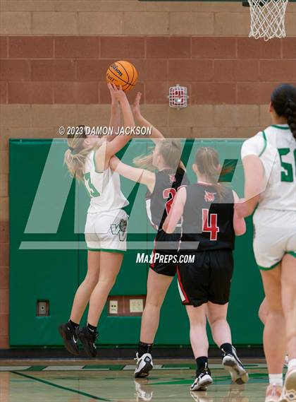 Thumbnail 3 in Lincoln County vs Virgin Valley (2A 3A Challenge @ VVHS) photogallery.