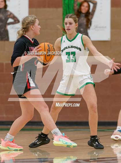 Thumbnail 3 in Lincoln County vs Virgin Valley (2A 3A Challenge @ VVHS) photogallery.