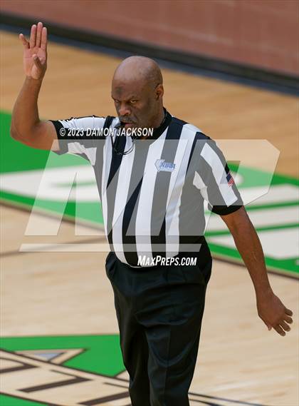 Thumbnail 3 in Lincoln County vs Virgin Valley (2A 3A Challenge @ VVHS) photogallery.