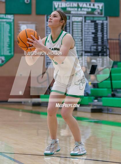Thumbnail 2 in Lincoln County vs Virgin Valley (2A 3A Challenge @ VVHS) photogallery.