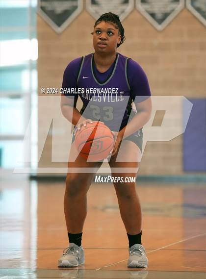 Thumbnail 2 in Ellison vs. Hallsville (Aggieland Invitational) photogallery.
