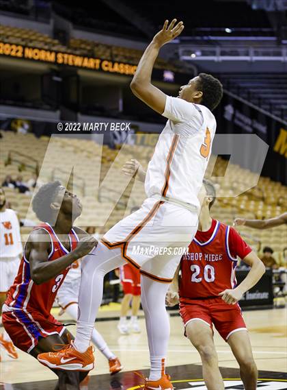 Thumbnail 2 in Webster Groves vs Bishop Siege (Norm Stewart Classic) photogallery.