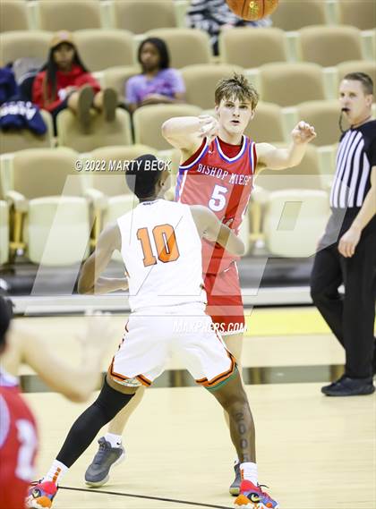 Thumbnail 1 in Webster Groves vs Bishop Siege (Norm Stewart Classic) photogallery.