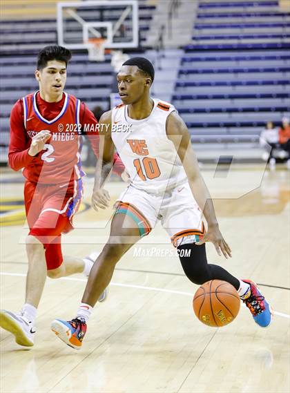 Thumbnail 2 in Webster Groves vs Bishop Siege (Norm Stewart Classic) photogallery.