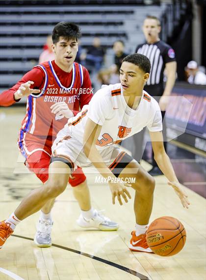 Thumbnail 3 in Webster Groves vs Bishop Siege (Norm Stewart Classic) photogallery.