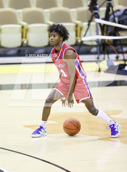 Thumbnail 3 in Webster Groves vs Bishop Siege (Norm Stewart Classic) photogallery.