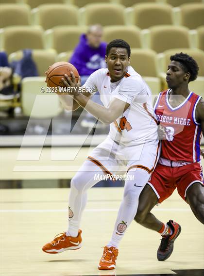Thumbnail 1 in Webster Groves vs Bishop Siege (Norm Stewart Classic) photogallery.