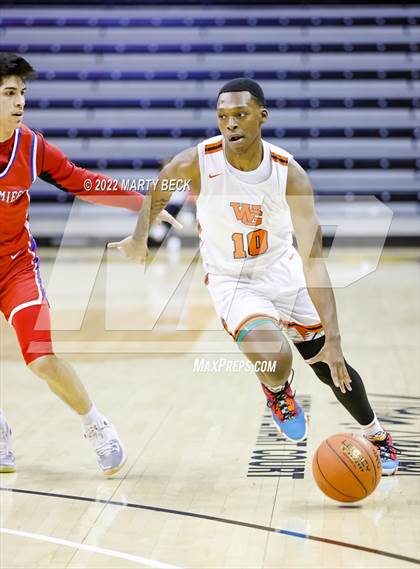 Thumbnail 1 in Webster Groves vs Bishop Siege (Norm Stewart Classic) photogallery.