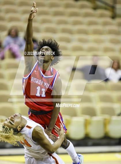 Thumbnail 3 in Webster Groves vs Bishop Siege (Norm Stewart Classic) photogallery.